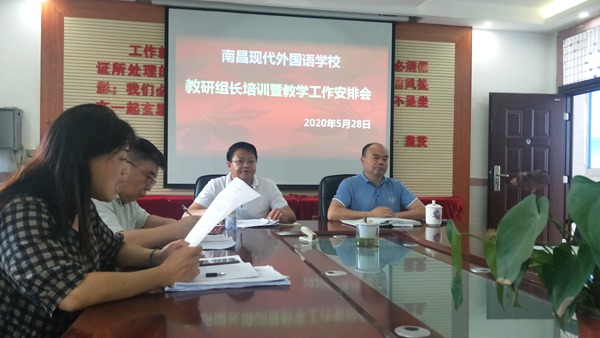 迎宾1_副本.jpg 迎宾1_副本.jpg